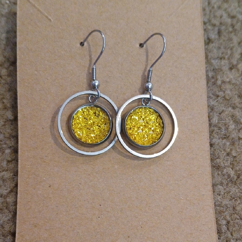 Chic Yellow and Silver Circle Earrings - Picture 2 of 2